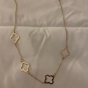 Elegant Gold Clover Necklace